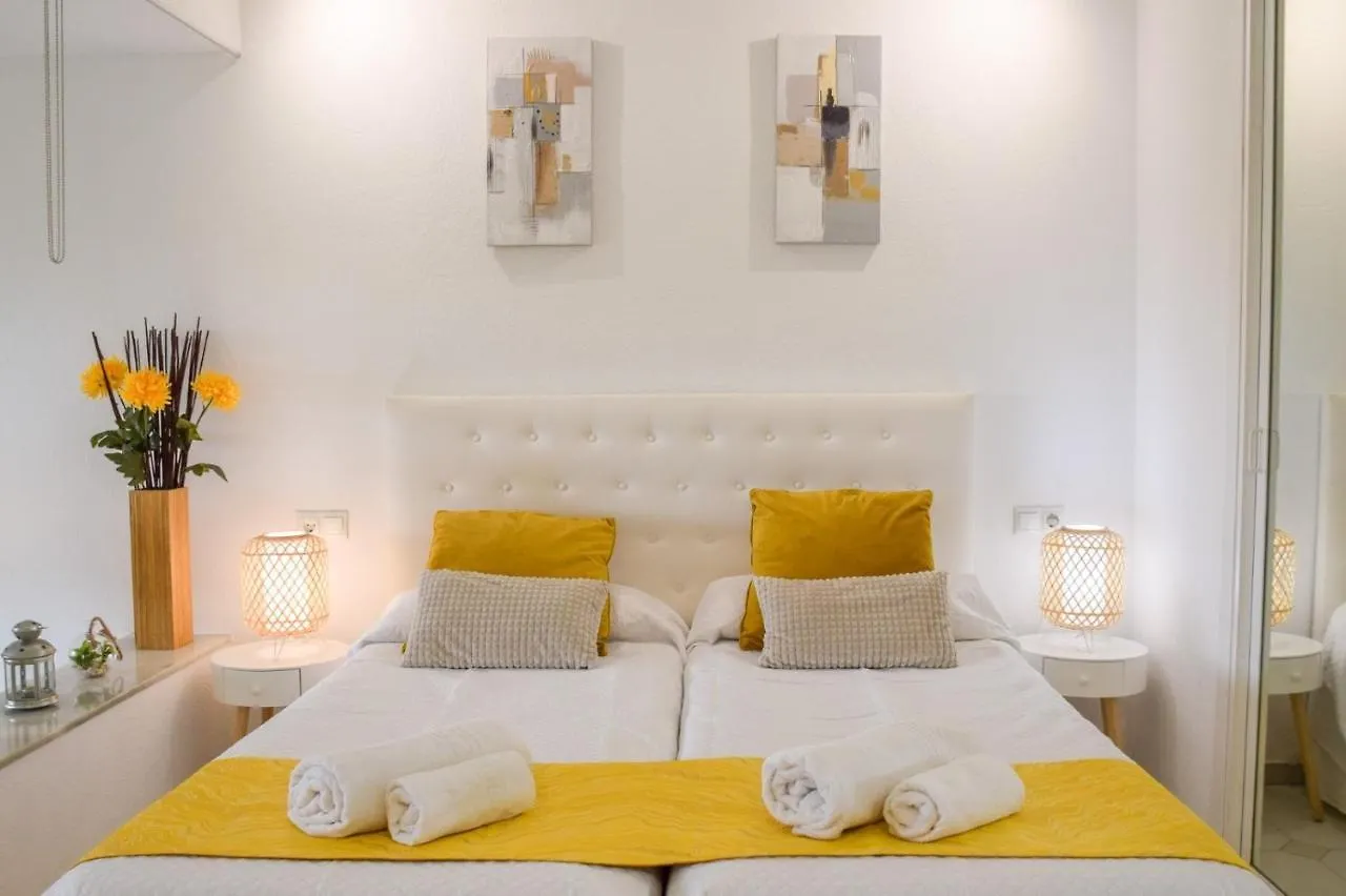 Miraflores, Beach Apartment, Apartamento En La Playa ! La Cala De Mijas Appartement